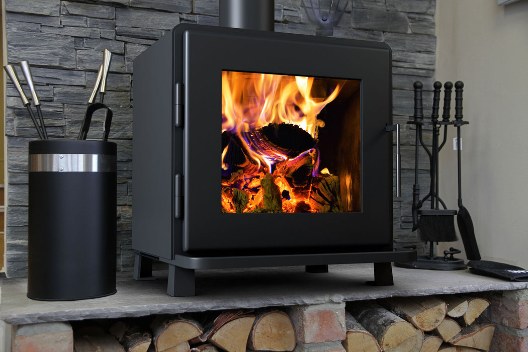 Nova 1500 Square Feet Natural Vent Freestanding Wood Burning Stove