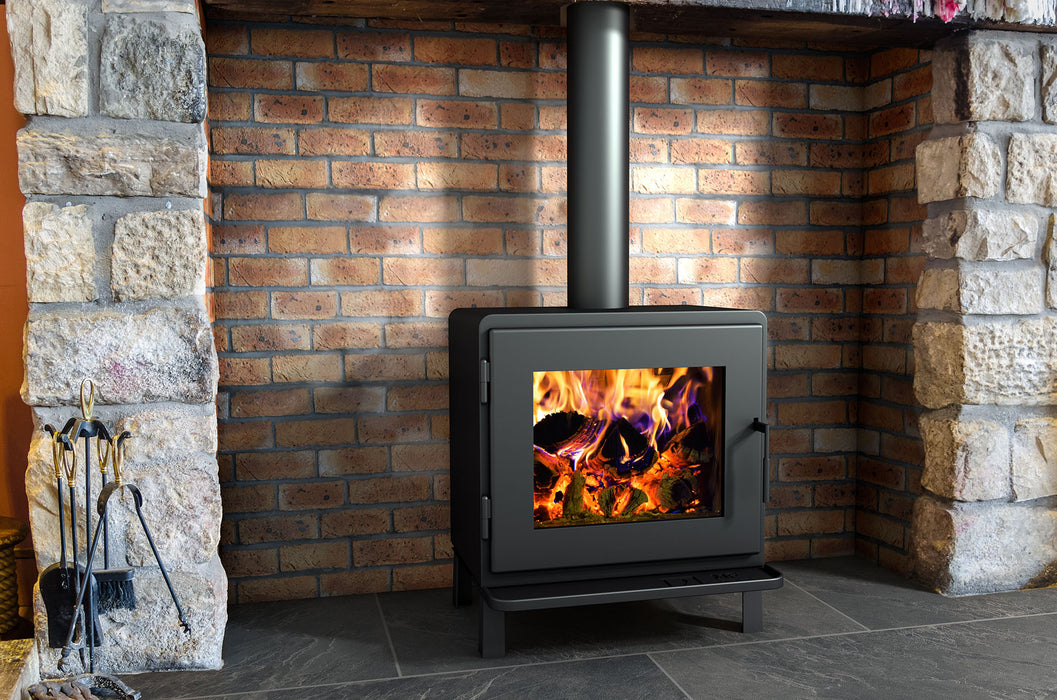 Nova 1500 Square Feet Natural Vent Freestanding Wood Burning Stove