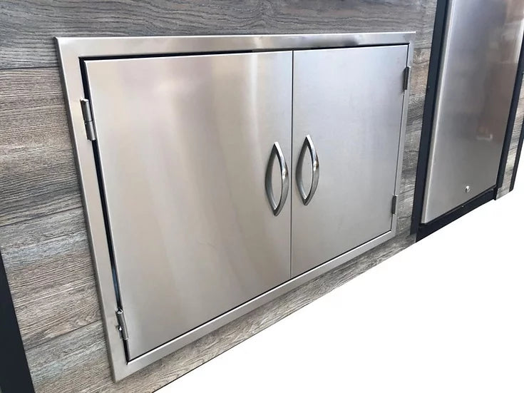 Elite 6' BBQ Island With Built In BBQ Grill Drift Wood Look Siding 30 Inch Doors BBQ GRILL KoKoMo Grills