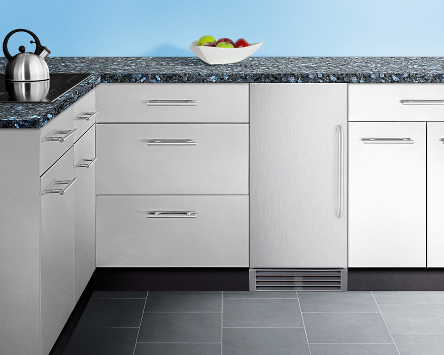 Summit Built-In Outdoor 50 lb. Clear Icemaker, ADA Compliant Refrigerators Summit Appliance