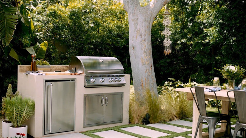 Summerset SIZPRO32-CART-SIZ32 Sizzler Pro Series Gas Grill On Deluxe Cart, 32-Inch