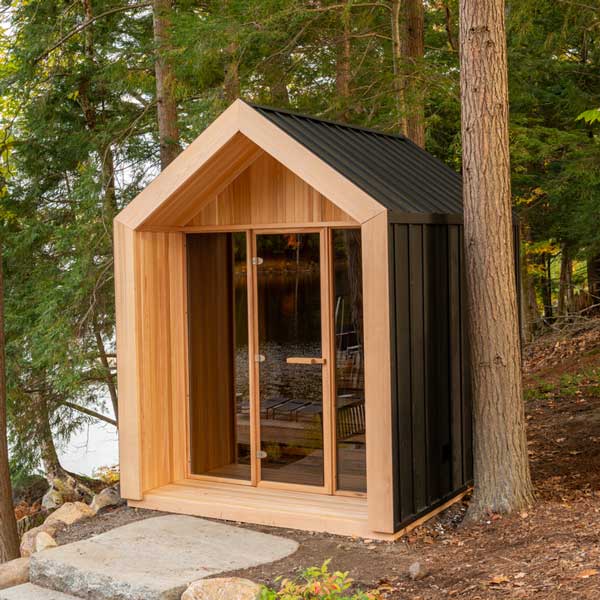 Outdoor Hudson Sauna - 6 Person - Clear Red Cedar