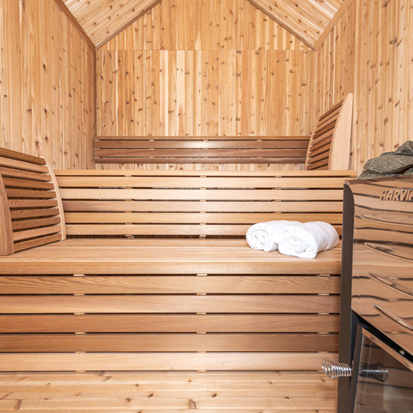 Outdoor Hudson Sauna - 6 Person - Knotty Red Cedar