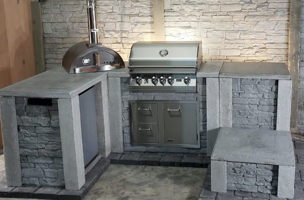 Stone Kitchen L- Shape + Pizza Oven