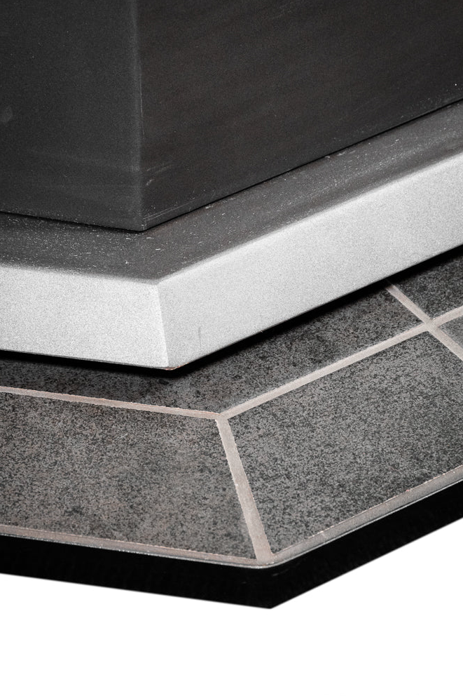 COMFORTBILT CORNER HEARTH PAD - MILL BLACK