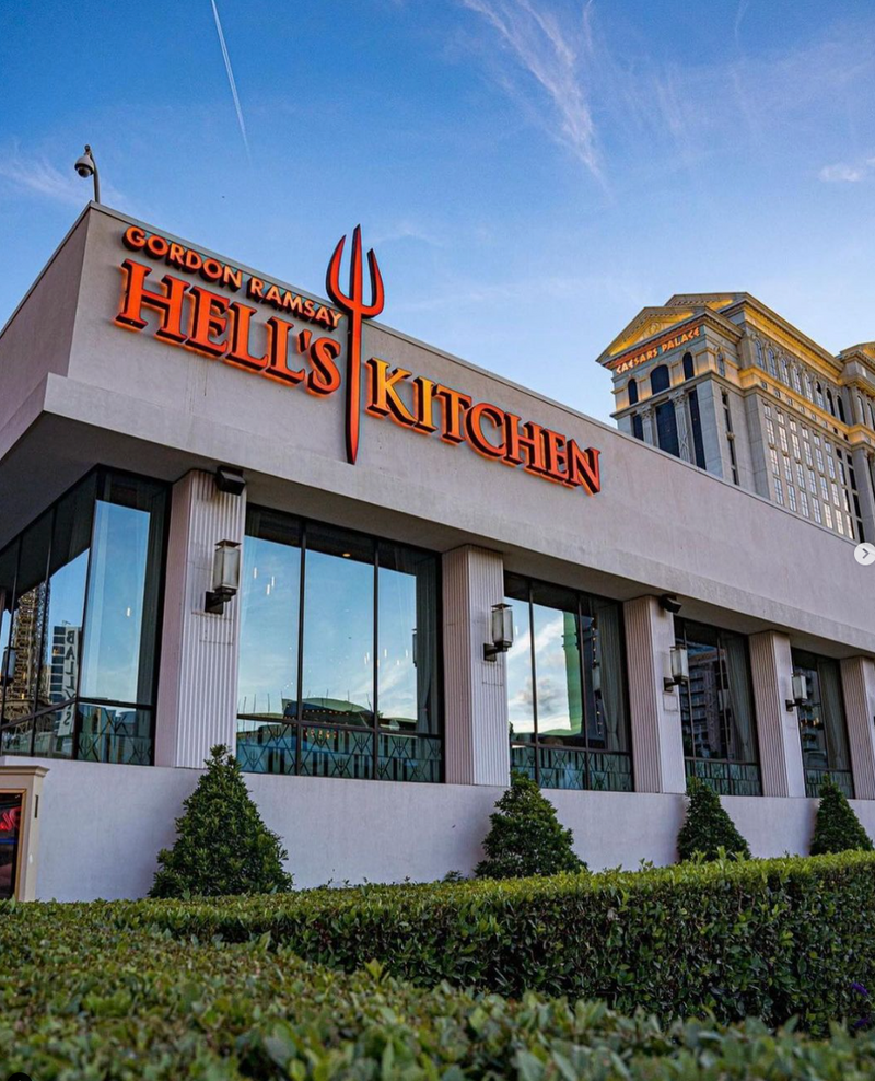 Tempest Lantern Head with Deck Mount Assembly 20T BTU