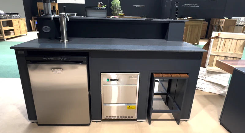 Grillandia Outdoor Bar Entertainment, kegerator, and Ice maker | 6.6ft