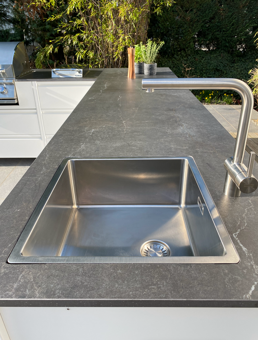 Belmento Bull Angus White L Shape Outdoor Kitchen 94.5 inches x 90.5 inches Dekton worktop