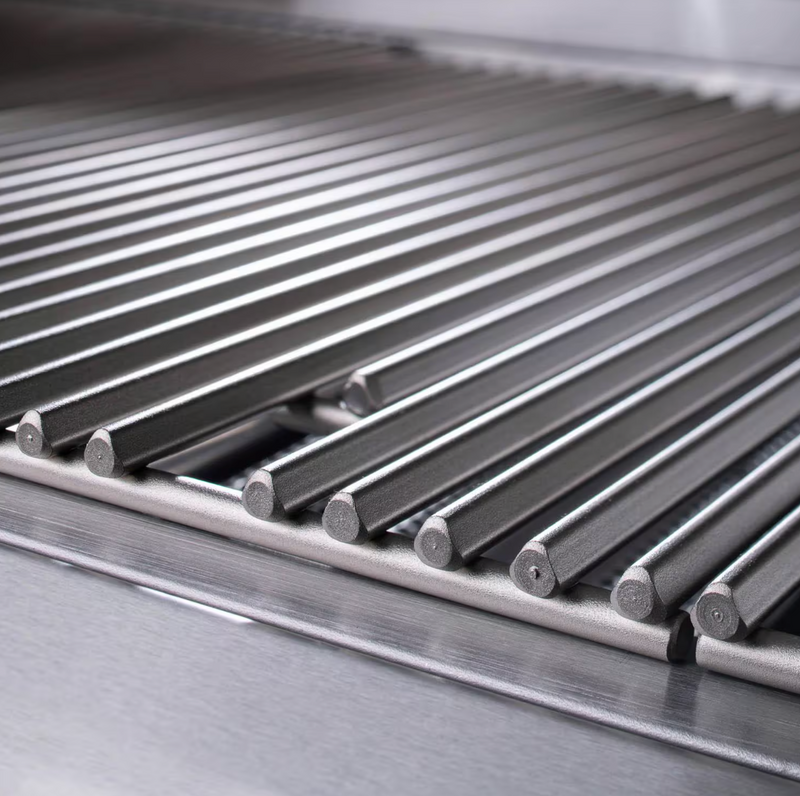 Blaze Premium LTE 32-Inch 4-Burner Built-In Natural Gas Grill w/ Rear Infrared Burner & Grill Lights