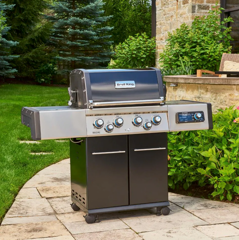 Broil King Regal Q 490 Pro IR Propane Grill - 687244