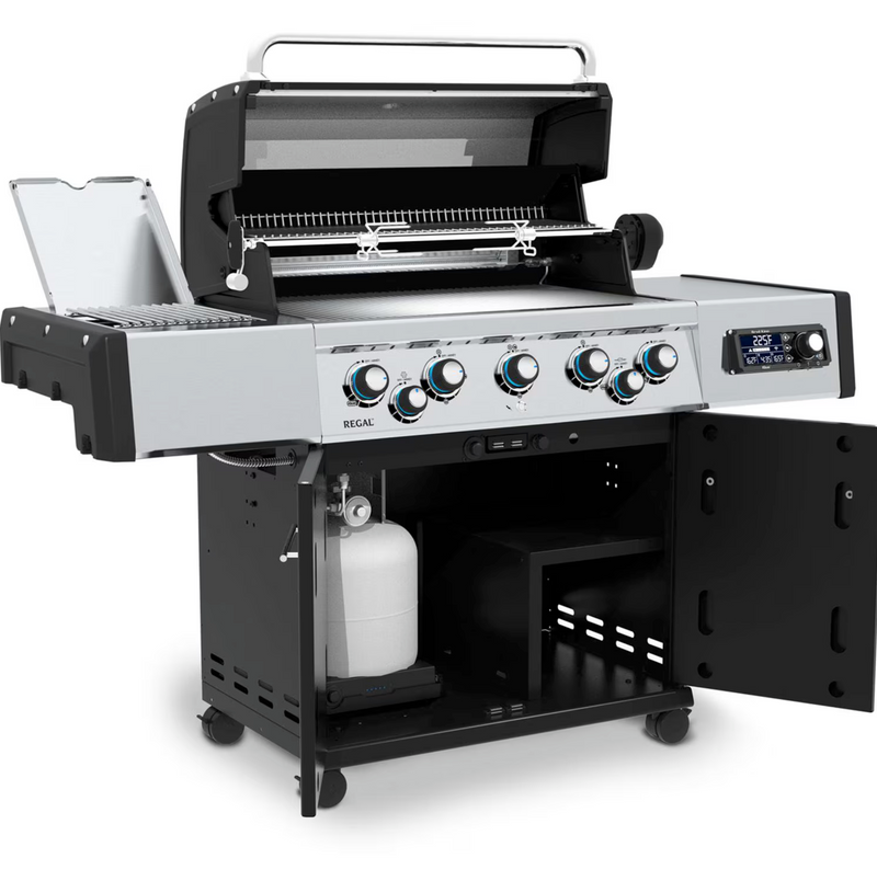 Broil King Regal Q 590 Pro IR Natural Gas Grill - 688247