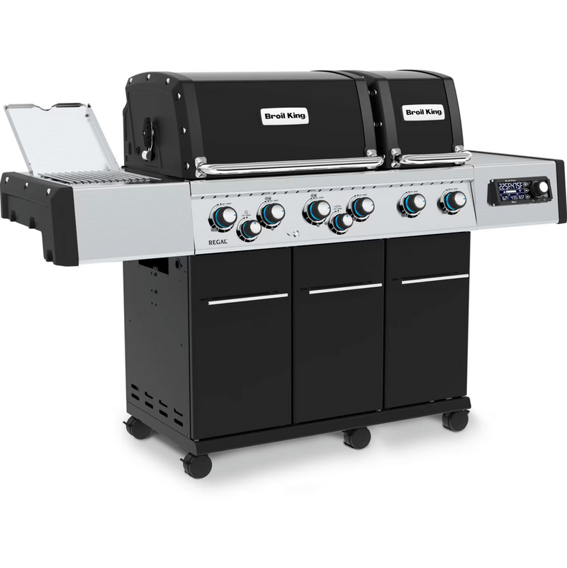Broil King Regal Q 690 Pro IR 6 Burner Propane Grill - Black - 689244