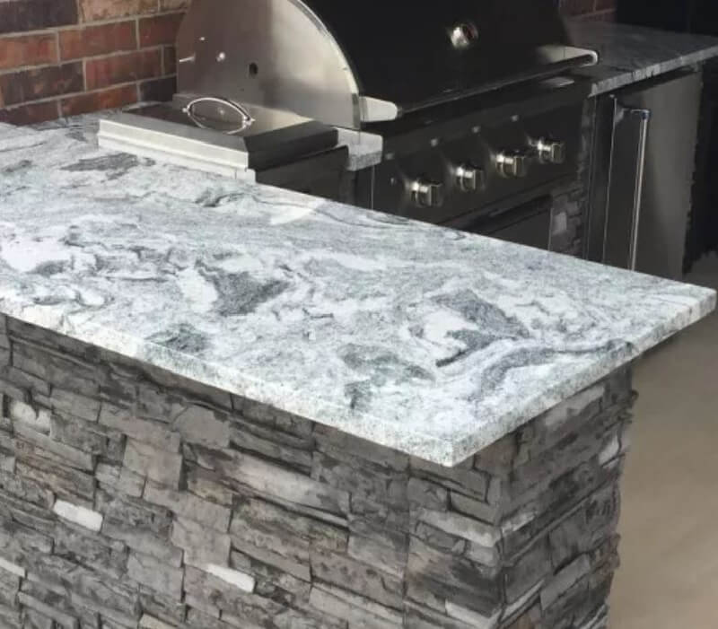 TRU INNOVATIVE OUTDOOR 7' BAR ISLAND