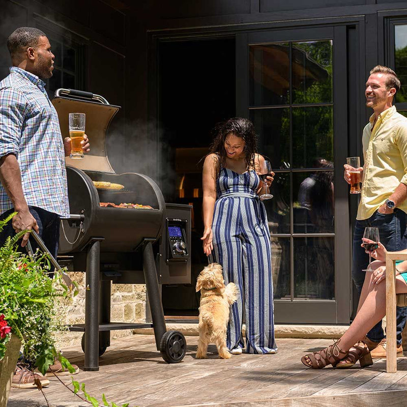 Broil King 495051 Regal Pellet 400 Smoker and Grill