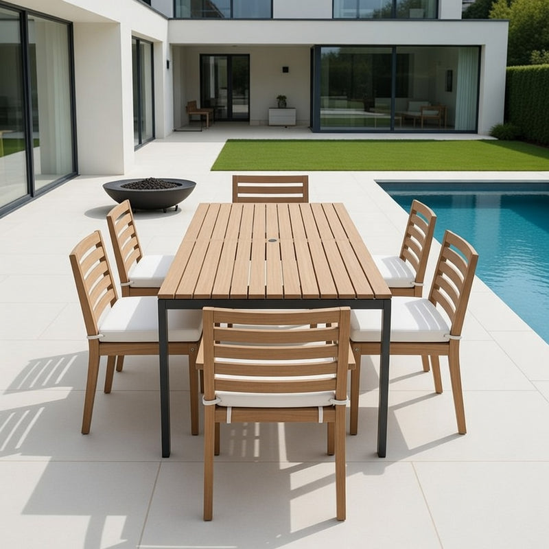 Dining Set in Natural Wood Teak