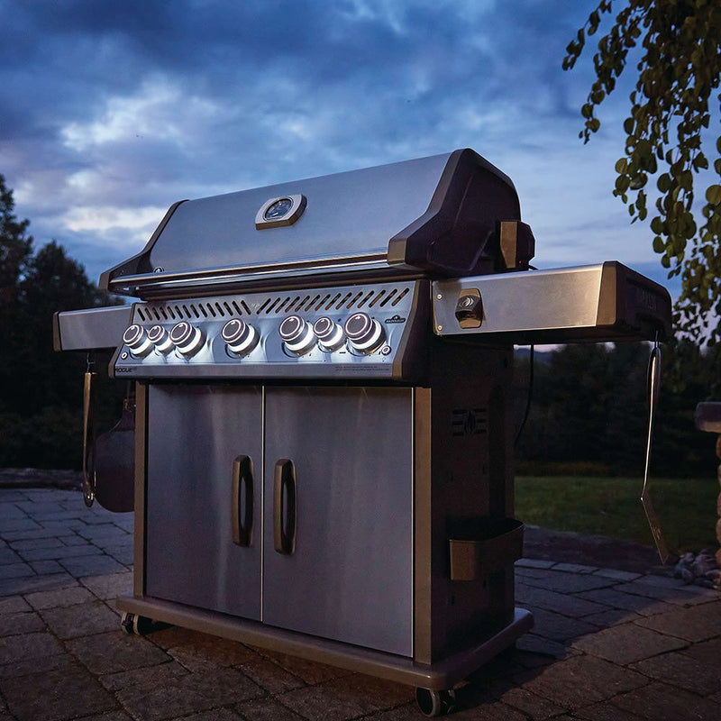 Napoleon RSE625RSIBSS Rogue SE 625 Gas Grill on Cart with Infrared Side and Rear Burners, 34.75-Inches