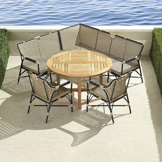 Reeve 5-piece Round Dining Set + Cushions