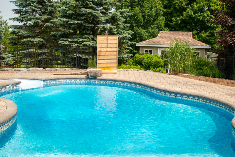 Dundalk Canadian Timber Savannah Standing Outdoor Shower  40" x 40" Platform  Dundalk Leisurecraft   