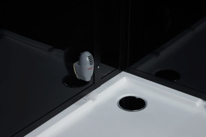 Platinum Arezzo Steam Shower - Black Spas Maya Bath LLC   