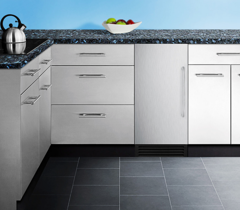 Summit Built-In 50 lb. Clear Icemaker, ADA Compliant Refrigerators Summit Appliance   