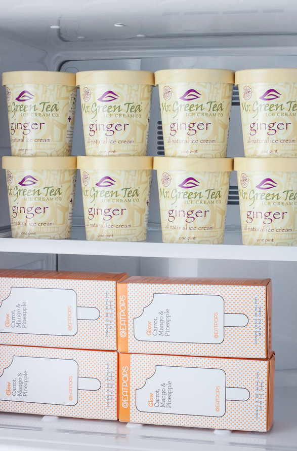 Summit 26" Wide Top Mount Refrigerator-Freezer With Icemaker Refrigerator Accessories Summit Appliance   