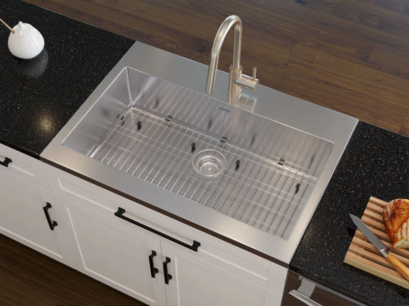 Classic Pull-Down Faucet furniture New Age   