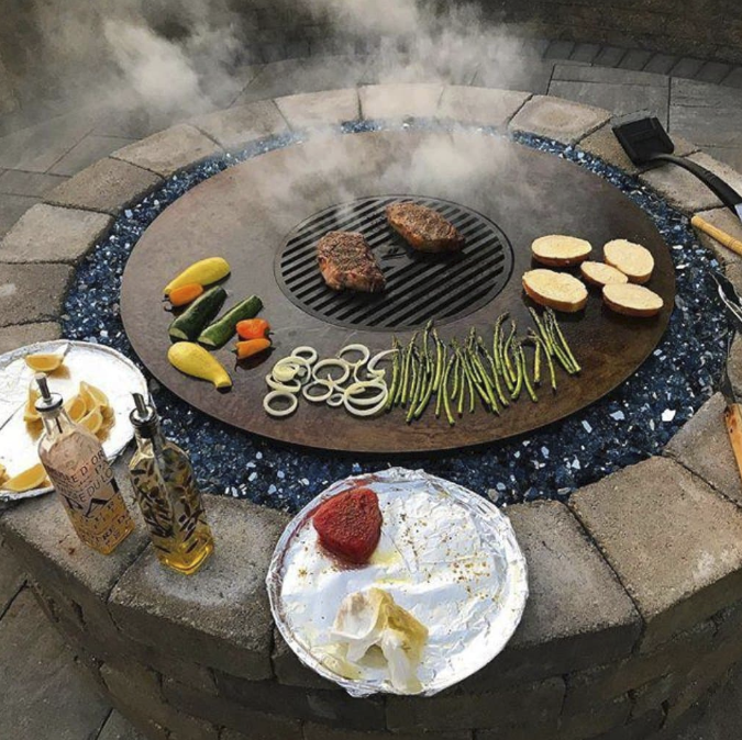 The Arteflame Classic 40" Fire bowl with cooktop