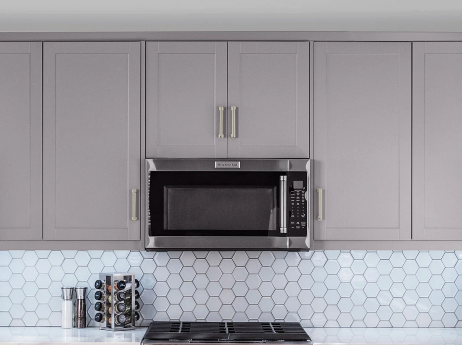 Countertop Cabinets in the Kitchen - The Honeycomb Home