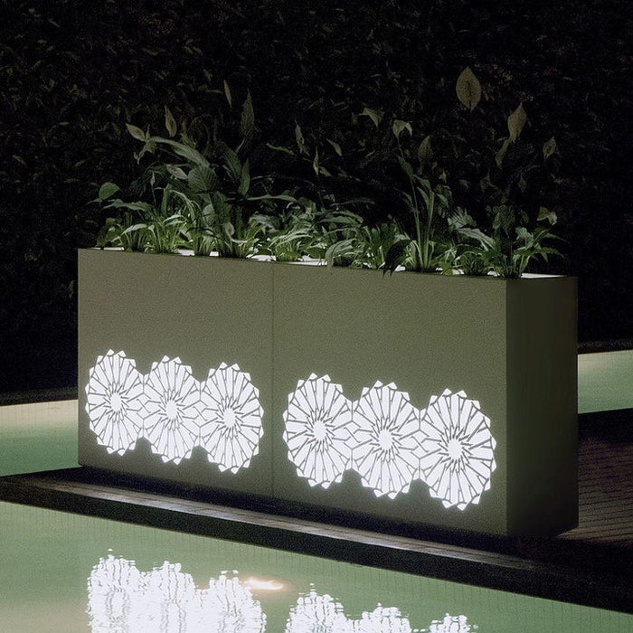 Light Planters Arabia